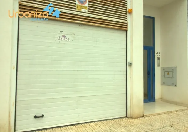 PLAZA DE GARAJE CON ACCESO EN MONTACARGA Y TRASTERO DE 16 M2 - foto 3