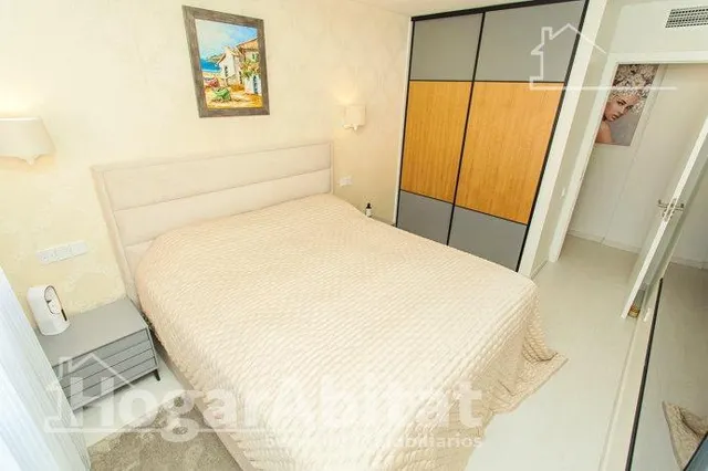 ¡CERCA DE LA PLAYA! PRECIOSO, REFORMADO CON PISCINA, TERRAZA Y GARAJE — 35