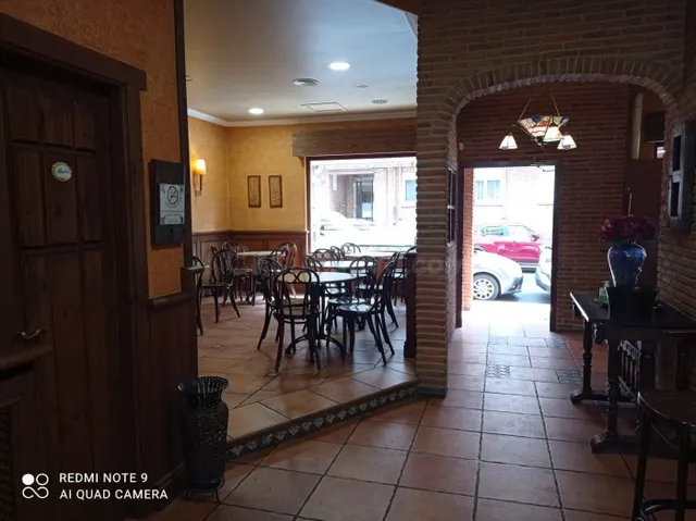 Local comercial 139m² en venta - Trobajo del camino