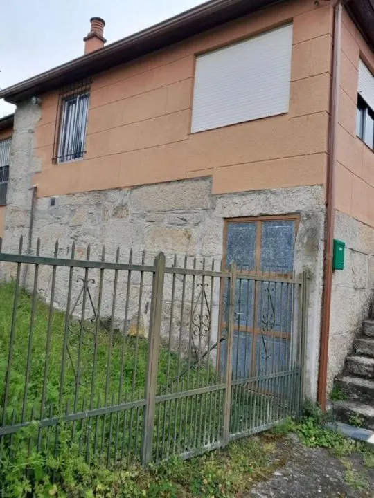 SE VENDE CASA EN LISTANCO - foto 3
