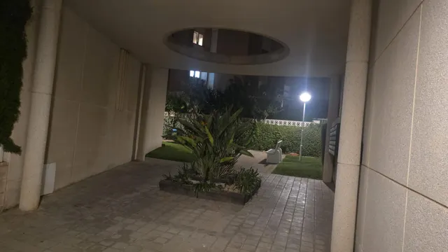 Vive frente al mar en este exclusivo piso en la Playa de Muchavista. — 44
