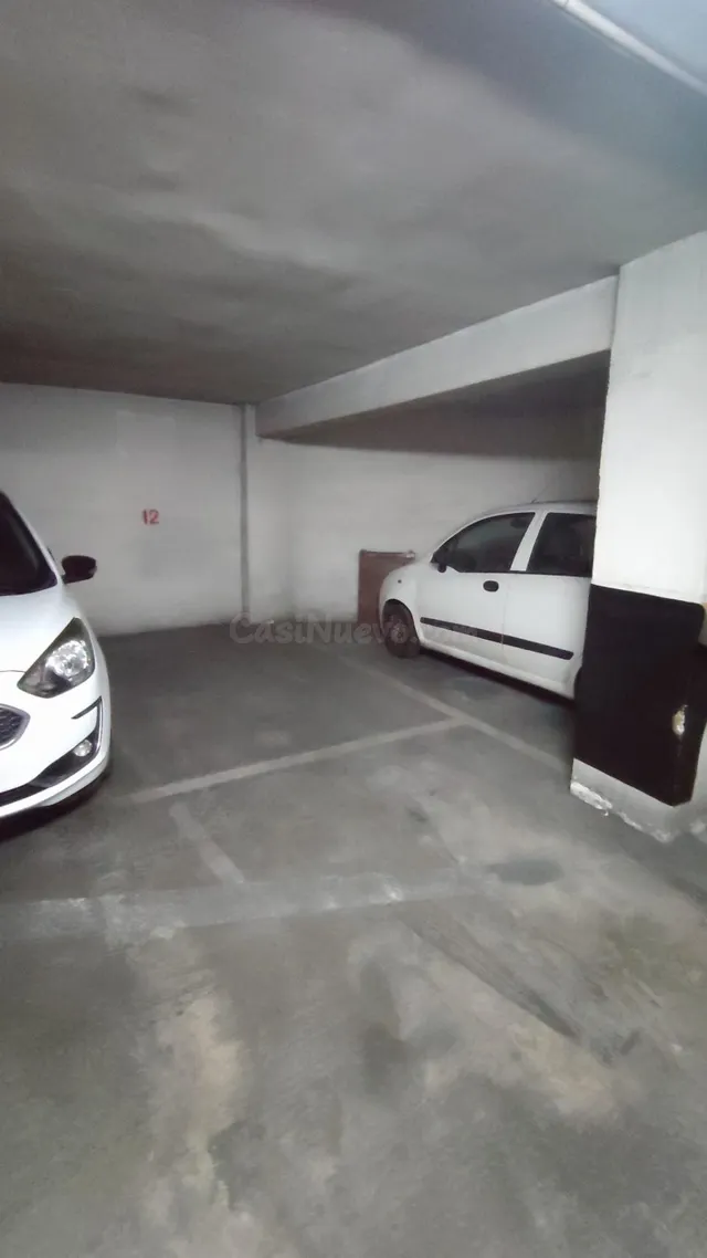 PLAZA PARKING PEGADA AL PASEO GERMANIAS (COCHE PEQUEÑO O MOT - foto 4