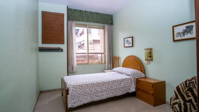 Piso en Elda, con amplia terraza y vistas a parque y jardín — 8