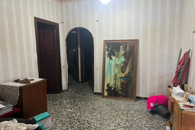 Casa tradicional en Deltebre, construida en el año 1918, situada sobre una parcela esquinera de aproximadamente 1.340 m2. — 7