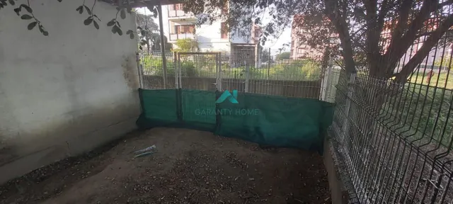 Se vende bajo en Treto — 18