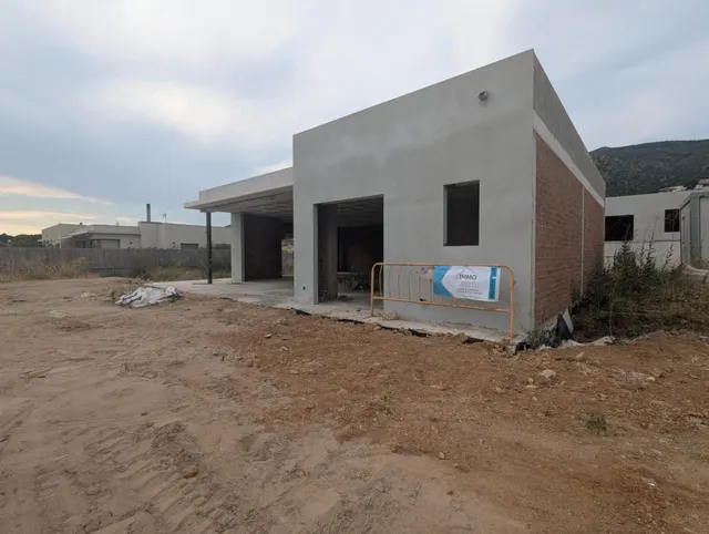 Estructura en construcción con vistas impresionantes en Mas Isaac – Palau-saverdera — 3