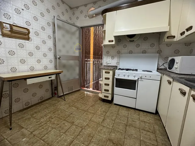Piso de 4 dormitorios y balcón, en Puerto Lumbreras — 11
