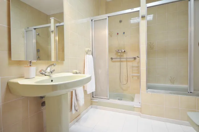 Habitación de uso individual. No se puede empadronar — 38