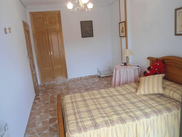 GRAN CASA EN LA LOCALIDAD DE SISANTE — 25