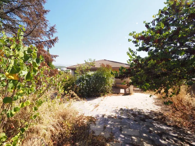 Se vende casa en Mediona, urbanización sant elies — 44