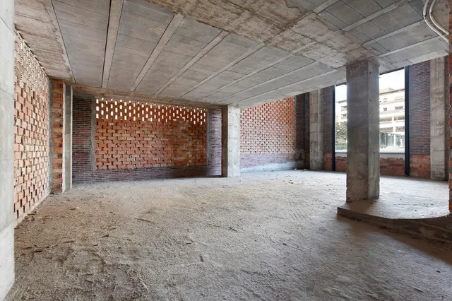 Oportunidad de inversión en local comercial al lado de Const - foto 4