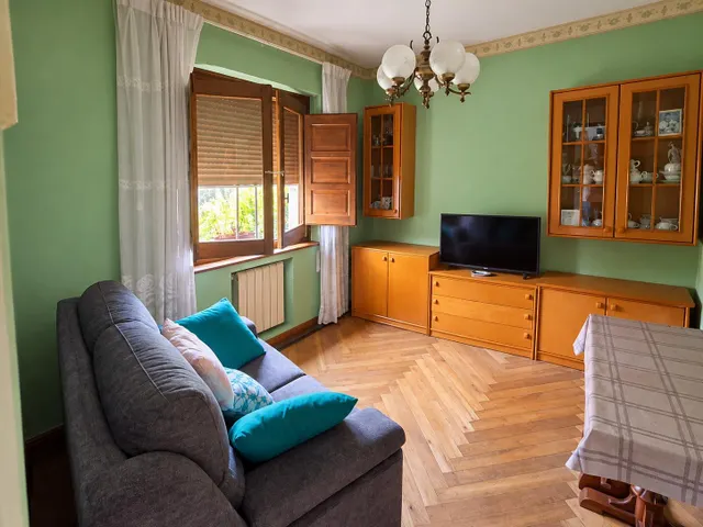Casa en Carbayín: cuatro dormitorios, dos garajes y terreno para disfrutar de la vida de pueblo — 8