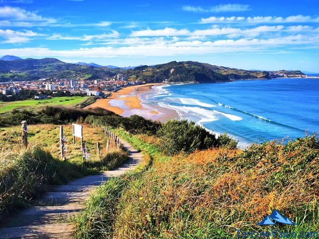 Exclusivo apartamento recién reformado a sólo un minuto a pie de la playa de Zarautz. — 28