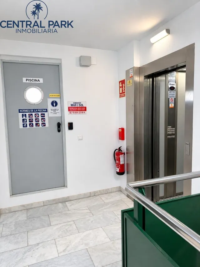 Vivienda en el centro de Salou, junto al paseo Miramar y club Náutico. — 20