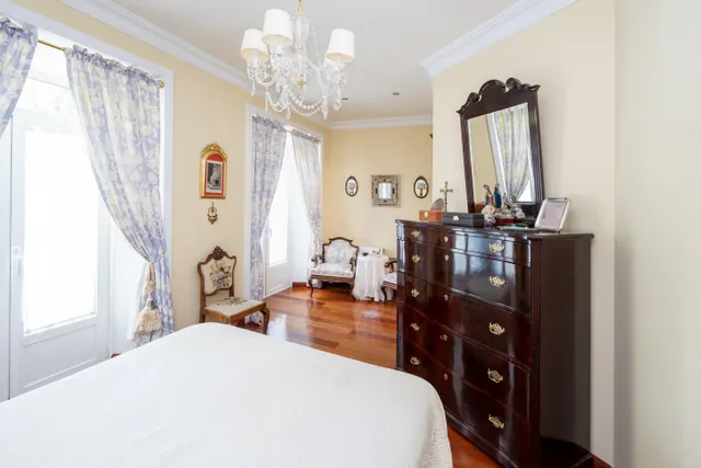 FANTASTICA CASA EN PLAZA DE LOS LOBOS — 24