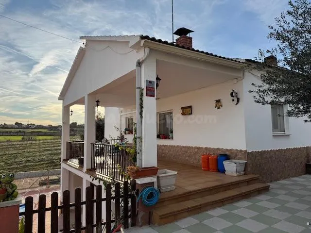 PRECIOSA CASA EN VENTA EN CAN MAS CON GRAN PISCINA - foto 2