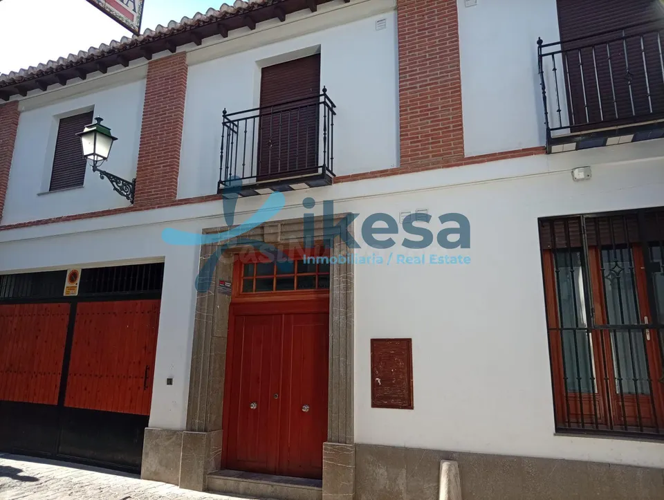 Oficina en Venta en el Encantador Albaicín de Granada