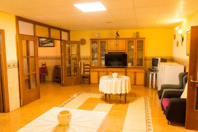 Hotel 33 habitaciones 1350m² en venta - South of spain — 16