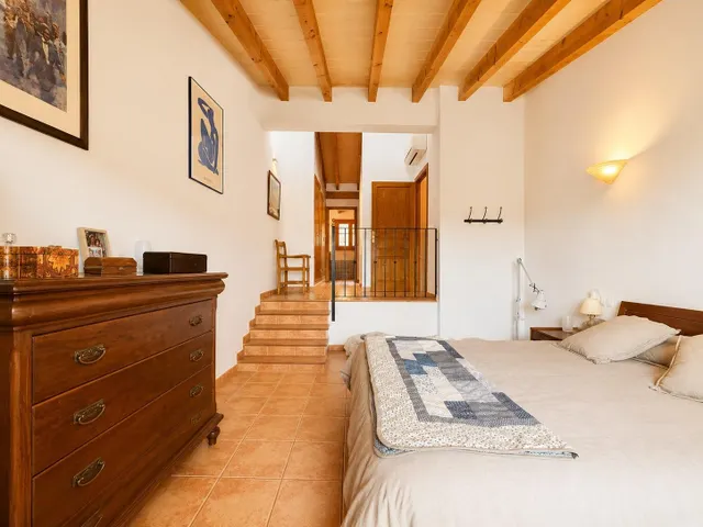 Chalet de ensueño con piscina y vistas a la Serra de Tramuntana en Alaró, Mallorca — 17