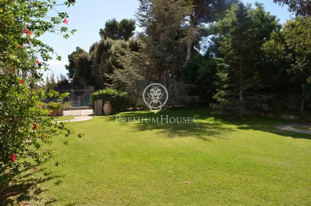 Masía en venta en el centro de Llavaneres — 27