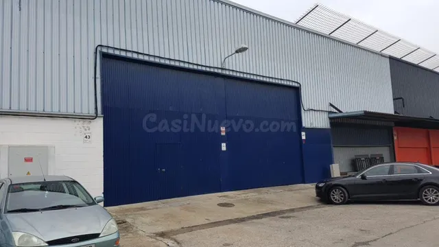 Nave industrial 645m² en alquiler - Entrenucleos