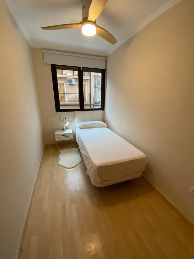 Piso reformado con garaje en el centro de Godella — Calle Cervantes — 16