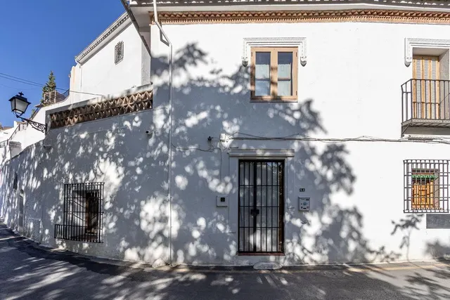 Casa reformada en el Camino del Sacromonte — 39