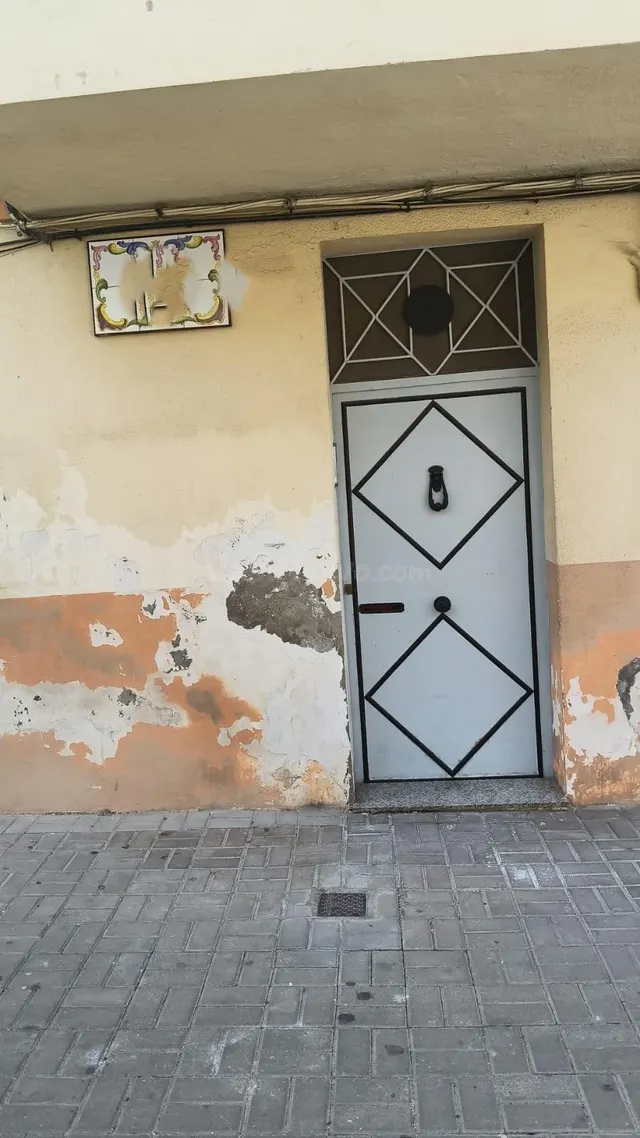 Amplio piso de 160 m2 para reformar en Cocentaina — 2