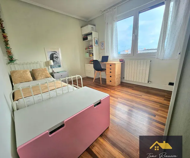 Se vende piso céntrico en Santurtzi — 23