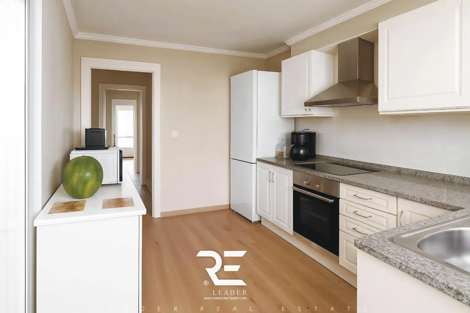 AMPLIO PISO EN PLENO CENTRO!!  TU HOGAR CON BALCÓN, TERRAZA Y ASCENSOR !!