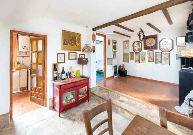 Chalet con gran parcela en Cogollos — 18
