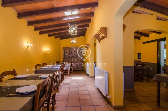 Masía céntrica en venta en Orrius, con negocio en funcionamiento (hostelería) — 47