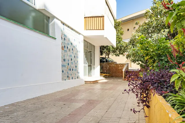 Dos apartamentos en uno, con espectaculares vistas al mar, junto al puerto deportivo de Estepona — 35