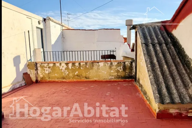 Diseña a tu gusto esta casa a reformar con gran terraza solárium — 2