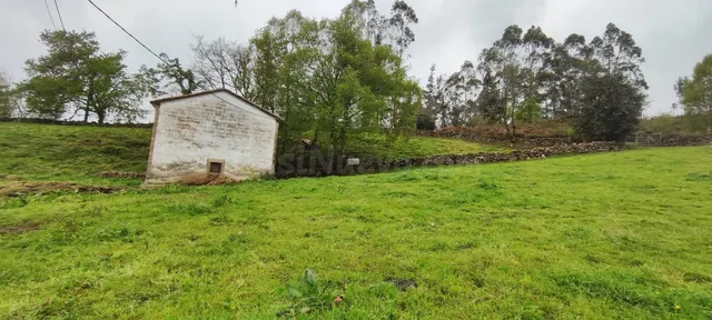 FINCA RÚSTICA CON CABAÑA Y VISTAS PANORÁMICAS EN LUENA.- — 3