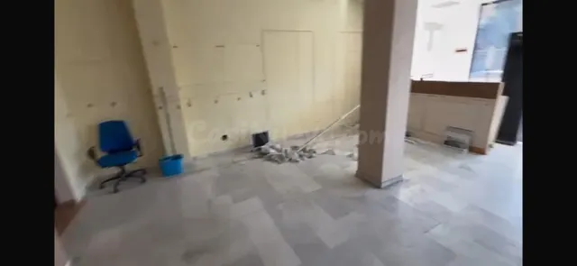 LOCAL COMERCIAL EN alquiler – 216 m2 EN LA ARRUZAFILLA (CÓRD - foto 4