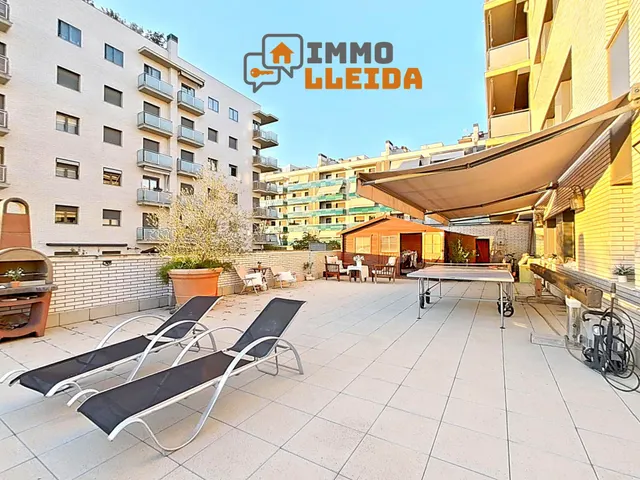 EXCLUSIVO Piso Parc de lAigua con gran terraza, parking y trastero — 36