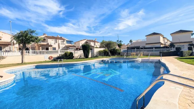 Villa 3 habitaciones 93m² en venta - Costa blanca sur - foto 2