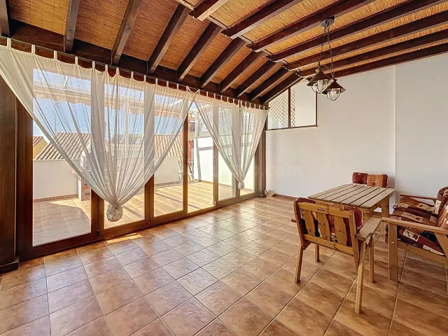 Amplia vivienda adosada en venta en Fuengirola - foto 4