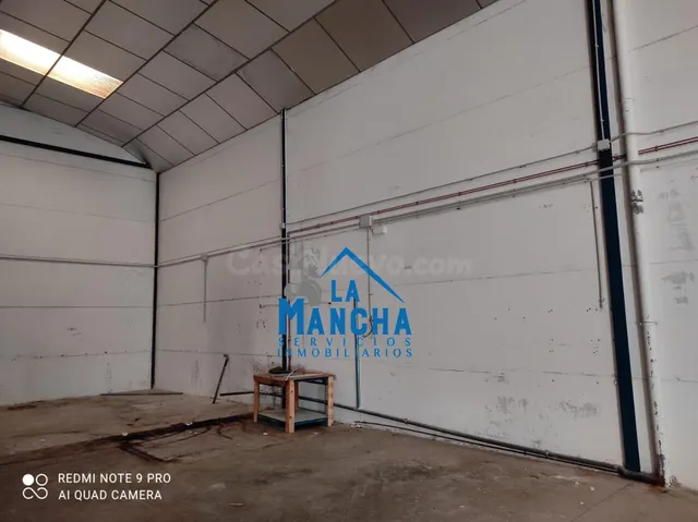 *120.000€* INMOBILIARIA LA MANCHA VENDE NAVE INDUSTRIAL EN P - foto 5