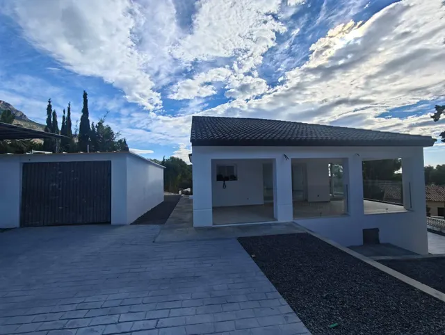 Urge: Vende Casa reformada OCASION¡¡ ALTEA LA VIEJA. — 15