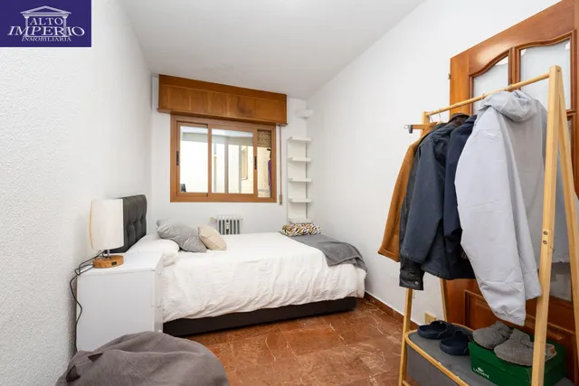 Piso y cochera en venta junto Acera de Darro. — 31