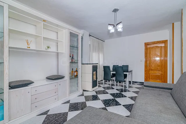 Elegante Piso en la Exclusiva Zona Iliberis de Atarfe — 7