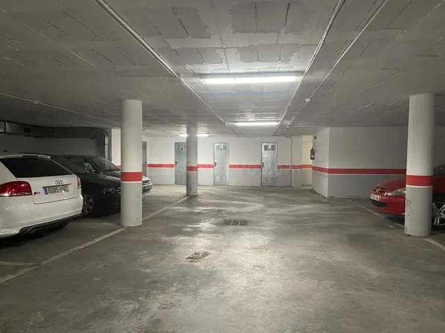 Se vende amplia plaza de aparcamiento en Es Pont d'Inca — 3