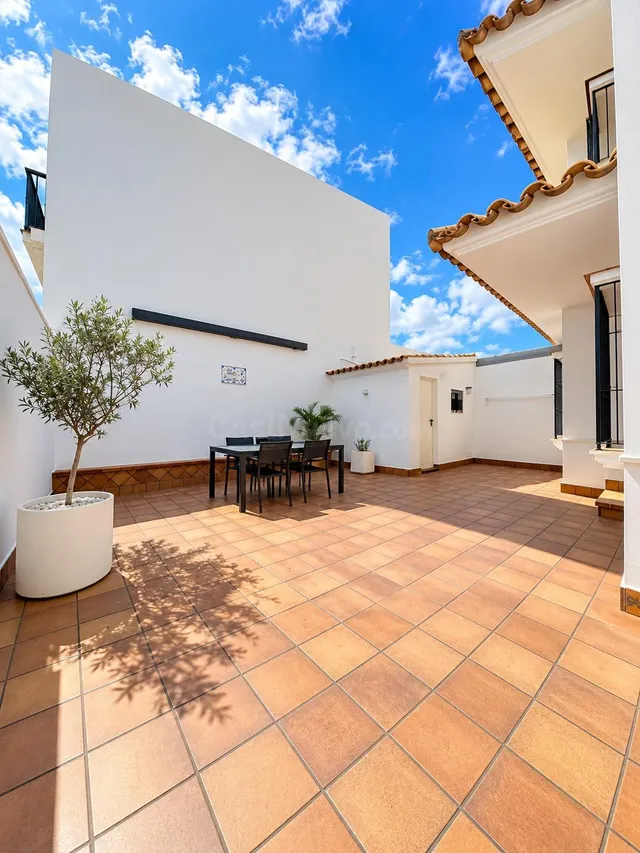 Espectacular chalet pareado reformado con garaje doble en la zona El Campito | Chiclana — 4