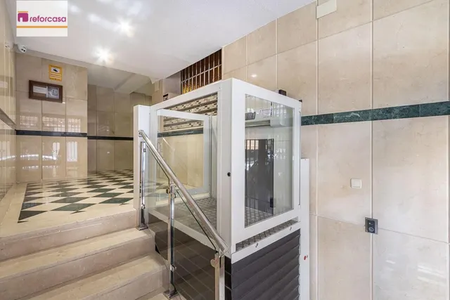 Piso reformado en Avenida Barcelona — 17