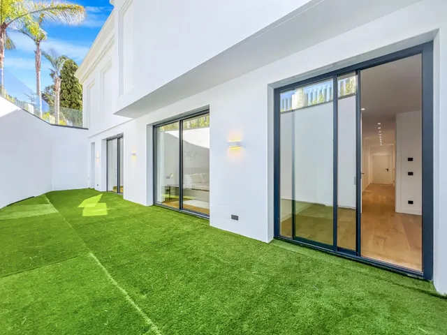 Villa 6 habitaciones 647m² en venta - Las Lomas de Río Verde — 43