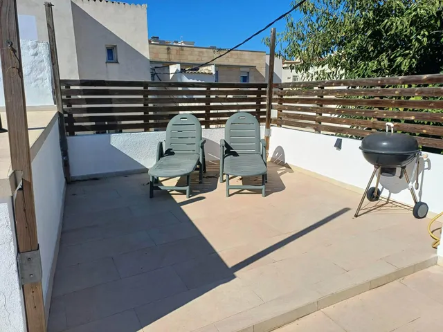 CASA CON TERRAZA SOLÁRIUM EN LA VILETA. — 16