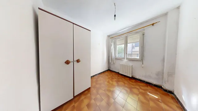 Piso de 59m2 con PLAZA DE GARAJE. Distribuido en tres dormitorios, salón, cocina y baño — 14
