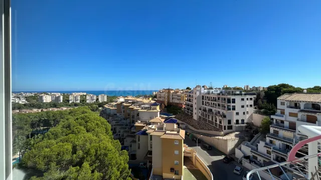 Apartamento en alquiler en Altos de Campoamor. Orihuela Cost - foto 2
